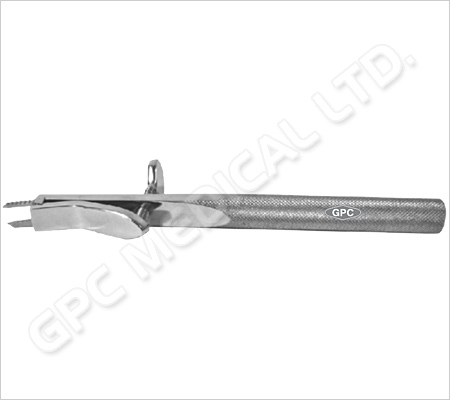 Agrafe pour ligament avec impacteur