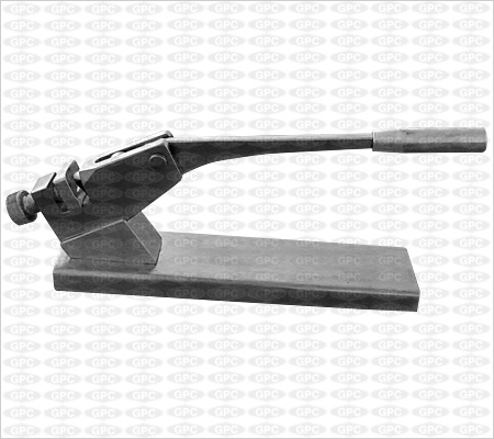 Presse à cintrer les plaques